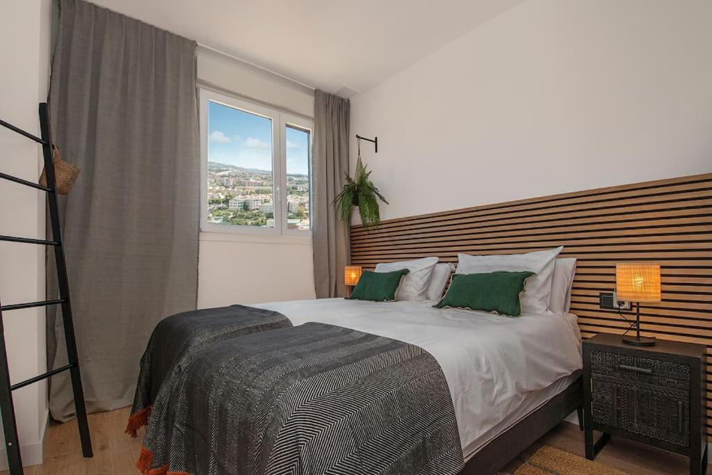 Urban Jungle In Center, 18th Floor, Rooftop Pool, Free Parking Apartamento *