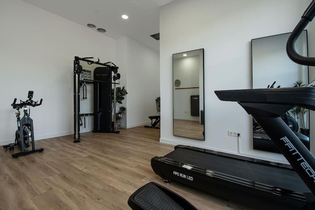 Apartamento Urban Jungle In Center, 18th Floor, Rooftop Pool, Free Parking